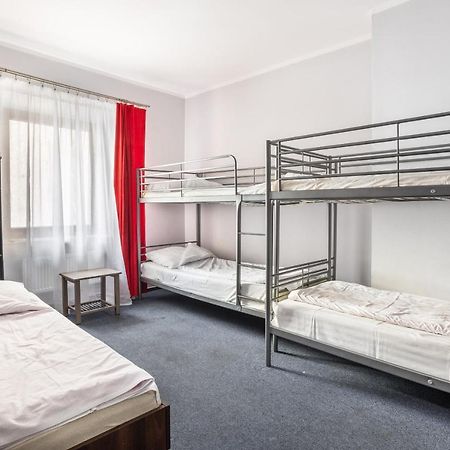 Shick Hostel Vratislav Exteriér fotografie