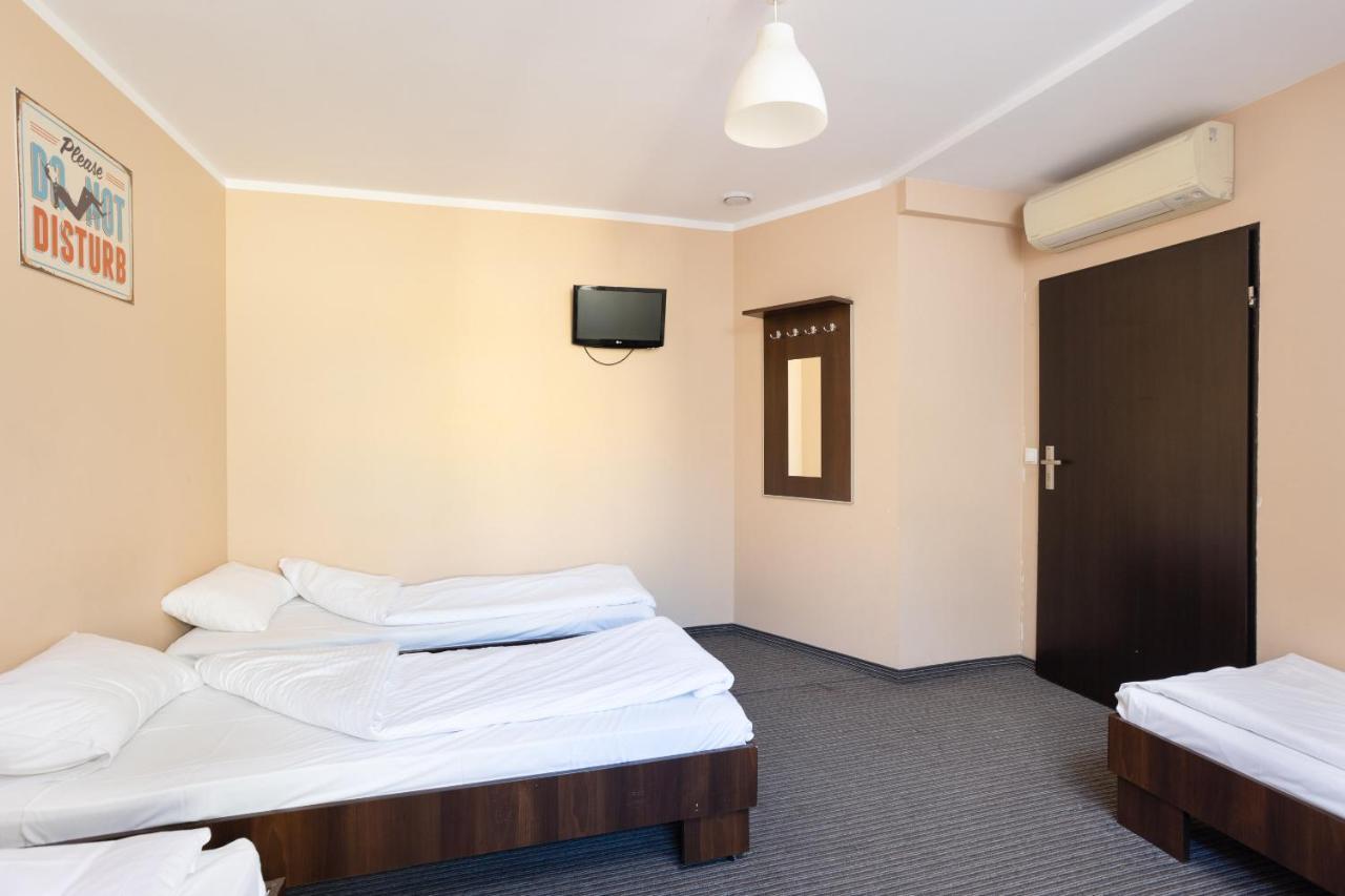 Shick Hostel Vratislav Exteriér fotografie